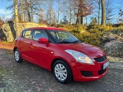 Begagnad 2011 Suzuki Swift Halvkombi | 63 800 kr (Bra pris)