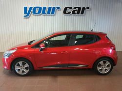 Röd (rödmetallic) Begagnad 2016 Renault Clio IV Halvkombi | 108 000 kr (Lite dyr)