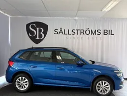 Blå Begagnad 2023 Skoda Kamiq Ambition SUV | 254 900 kr (Marknadspris)
