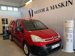 Röd Begagnad 2011 Citroën Berlingo Minibuss | 54 900 kr (Marknadspris)
