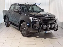 Svart (569 onyx black mica) Ny 2024 Isuzu D-Max Pickup | 757 750 kr (Dyr)