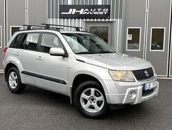 Silver Begagnad 2005 Suzuki Grand Vitara SUV | 39 900 kr (Marknadspris)