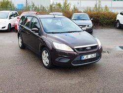 Röd Begagnad 2009 Ford Focus Trend Kombi | 24 900 kr (Marknadspris)