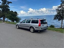 Grå Begagnad 2001 Volvo V70 Kombi | 20 000 kr (Lite dyr)