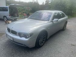 Grå Begagnad 2002 BMW 745 Sedan | 72 500 kr