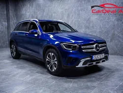 Blå Begagnad 2020 Mercedes GLC300e SUV | 259 800 kr (Marknadspris)