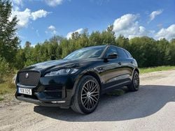 Svart Begagnad 2018 Jaguar F-Pace R-Sport SUV | 199 000 kr (Lite dyr)