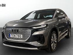 Grå Begagnad 2023 Audi Q4 Sportback e-tron Advanced Plus SUV | 389 000 kr (Superpris)