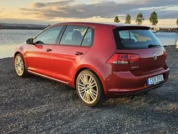 Röd Begagnad 2013 VW Golf VII Halvkombi | 69 000 kr (Dyr)