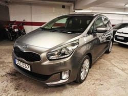 Grå Begagnad 2014 Kia Carens Minibuss | 73 900 kr (Marknadspris)