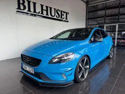 Blå Begagnad 2013 Volvo V40 R-Design Kombi | 99 900 kr (Marknadspris)