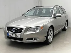 Ljusbrun Begagnad 2010 Volvo V70 Momentum Kombi | 63 500 kr (Bra pris)