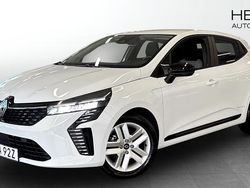 Vit (white) Begagnad 2024 Renault Clio V Evolution Halvkombi | 229 900 kr (Lite dyr)