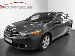 Grå Begagnad 2011 Honda Accord Executive Kombi | 54 900 kr