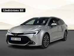 Silver Begagnad 2023 Toyota Corolla Plus Kombi | 289 900 kr (Bra pris)