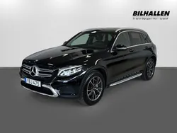 Svart Begagnad 2015 Mercedes GLC220 SUV | 249 900 kr (Marknadspris)