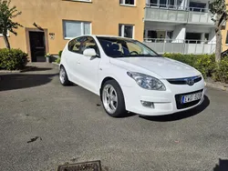 Vit Begagnad 2008 Hyundai i30 Halvkombi | 70 000 kr (Dyr)