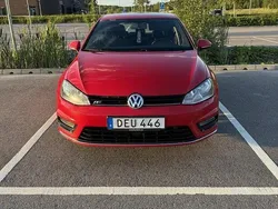 Röd Begagnad 2015 VW Golf VII R-line Halvkombi | 100 000 kr (Bra pris)