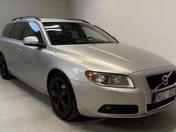 Ljusgrå (grå) Begagnad 2012 Volvo V70 Momentum Kombi | 79 900 kr (Bra pris)
