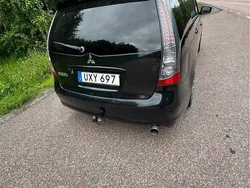Svart Begagnad 2004 Mitsubishi Grandis Minibuss | 20 000 kr (Bra pris)