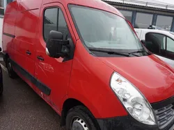 Röd Begagnad 2016 Renault Master Van | 118 000 kr (Superpris)
