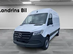 Vit Ny 2025 Mercedes Sprinter Van | 656 250 kr (Marknadspris)