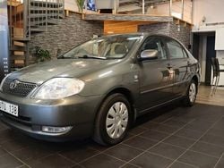 Grå Begagnad 2003 Toyota Corolla Sedan | 34 900 kr (Marknadspris)
