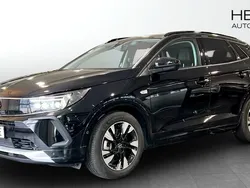 Svart (black) Begagnad 2022 Opel Grandland X SUV | 319 900 kr (Dyr)