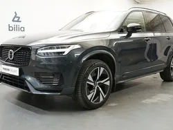 Grå Begagnad 2022 Volvo XC90 R-Design SUV | 679 900 kr (Marknadspris)