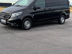 Svart Begagnad 2017 Mercedes Vito Minibuss | 149 900 kr (Marknadspris)