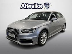 Silver Begagnad 2015 Audi A3 Sportback e-tron Halvkombi | 164 900 kr (Dyr)