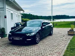 Svart Begagnad 2018 BMW 530e iPerformance Sedan | 240 000 kr (Dyr)