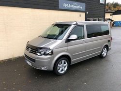 Ljusgrå (gråmetallic) Begagnad 2014 VW California Comfortline Van | 449 000 kr