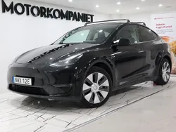 Svart Begagnad 2022 Tesla Model Y Long Range AWD SUV | 389 900 kr