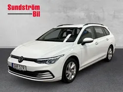 Vit Begagnad 2021 VW Golf VIII Kombi | 244 900 kr (Marknadspris)