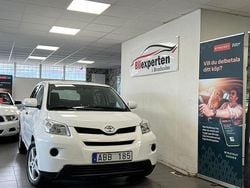 Vit Begagnad 2009 Toyota Urban Cruiser SUV | 36 900 kr (Bra pris)