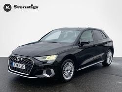 Svart Begagnad 2023 Audi A3 Sportback Advanced Plus Halvkombi | 284 800 kr (Marknadspris)