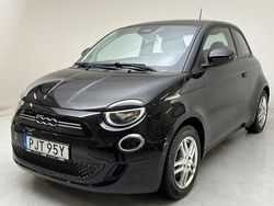 Svart Begagnad 2021 Fiat 500e Icon | 149 000 kr (Superpris)
