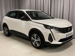 Vit Begagnad 2022 Peugeot 3008 Active SUV | 279 900 kr (Marknadspris)