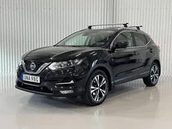 Svart Begagnad 2019 Nissan Qashqai 360º SUV | 139 900 kr (Bra pris)