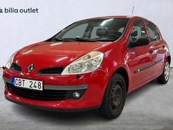 Mörkröd Begagnad 2006 Renault Clio II Halvkombi | 20 000 kr (Marknadspris)