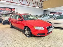 Röd Begagnad 2008 Volvo V70 Kombi | 59 900 kr (Bra pris)