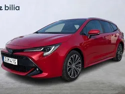 Röd Begagnad 2019 Toyota Corolla Style Kombi | 229 900 kr (Marknadspris)