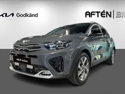 Grå (platinum graphite metallic) Begagnad 2023 Kia Stonic GT-Line SUV | 239 800 kr (Marknadspris)