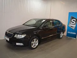 Svart Begagnad 2012 Skoda Superb Elegance Halvkombi | 95 000 kr (Lite dyr)