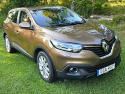 Brun Begagnad 2016 Renault Kadjar SUV | 104 900 kr (Marknadspris)