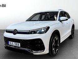 Vit Begagnad 2025 VW Tiguan R-line SUV | 479 900 kr (Marknadspris)