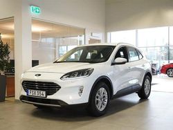 Vit Begagnad 2022 Ford Kuga Titanium SUV | 209 800 kr (Marknadspris)