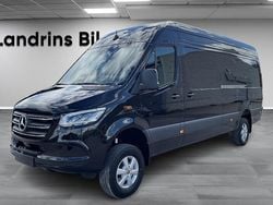 Svart (obsidiansvart metallic) Ny 2025 Mercedes Sprinter Van | 812 375 kr