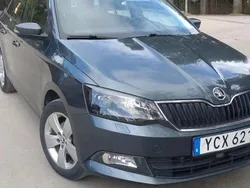 Grå Begagnad 2016 Skoda Fabia Style Kombi | 80 000 kr (Marknadspris)